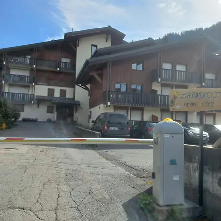 Sur Le T M B Centre Village Lumineux Les Contamines-Montjoie